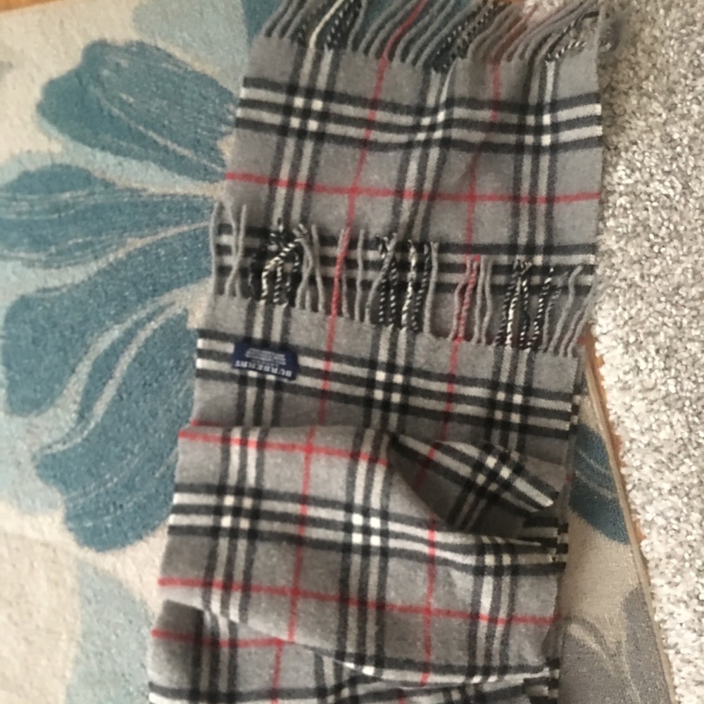 Burberry scarf
